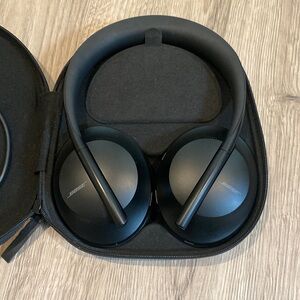 Bose 700 Noise Canceling Headphones